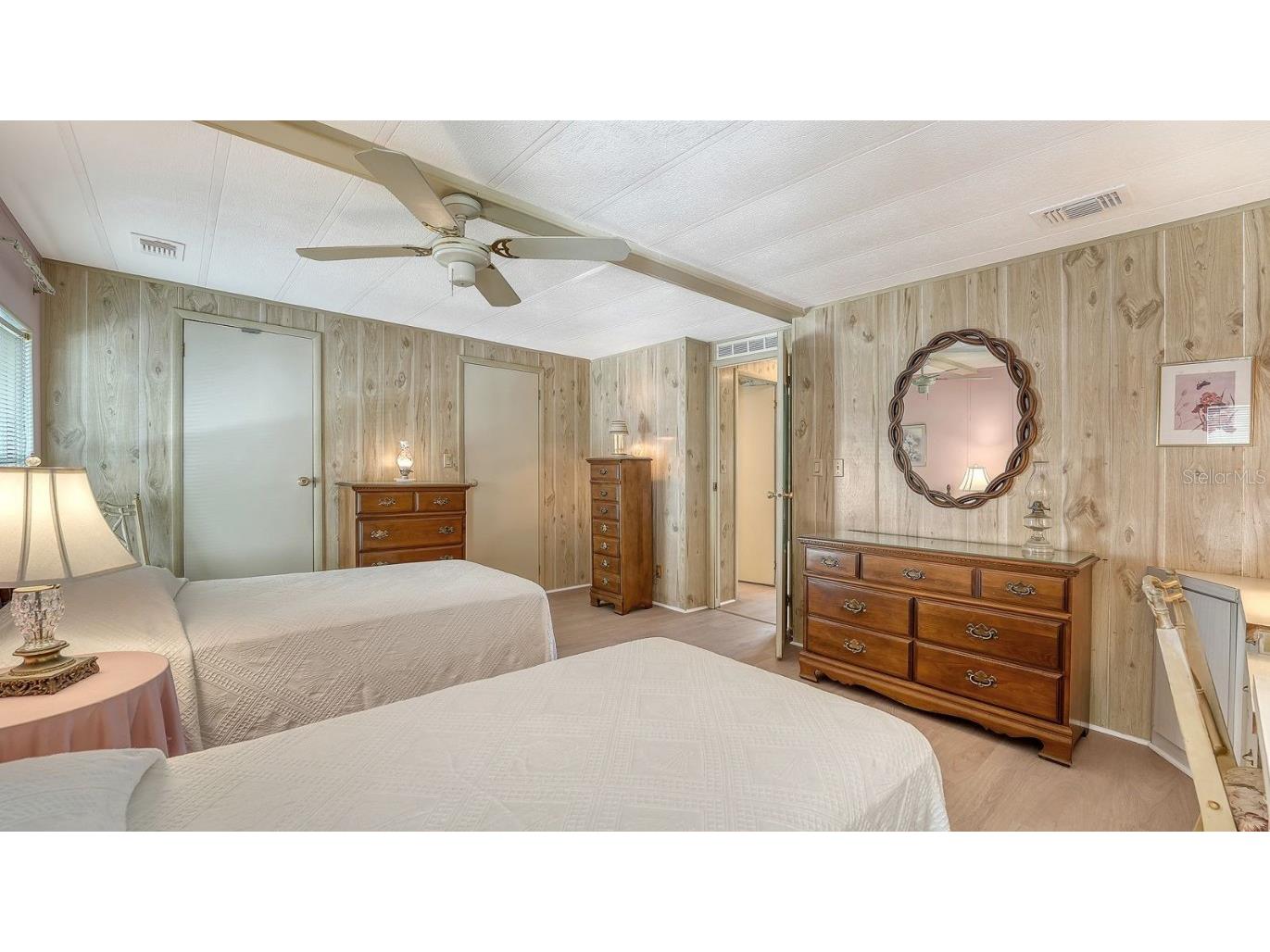 116 Southwinds Drive Sarasota FL 34231 A4672428 image20