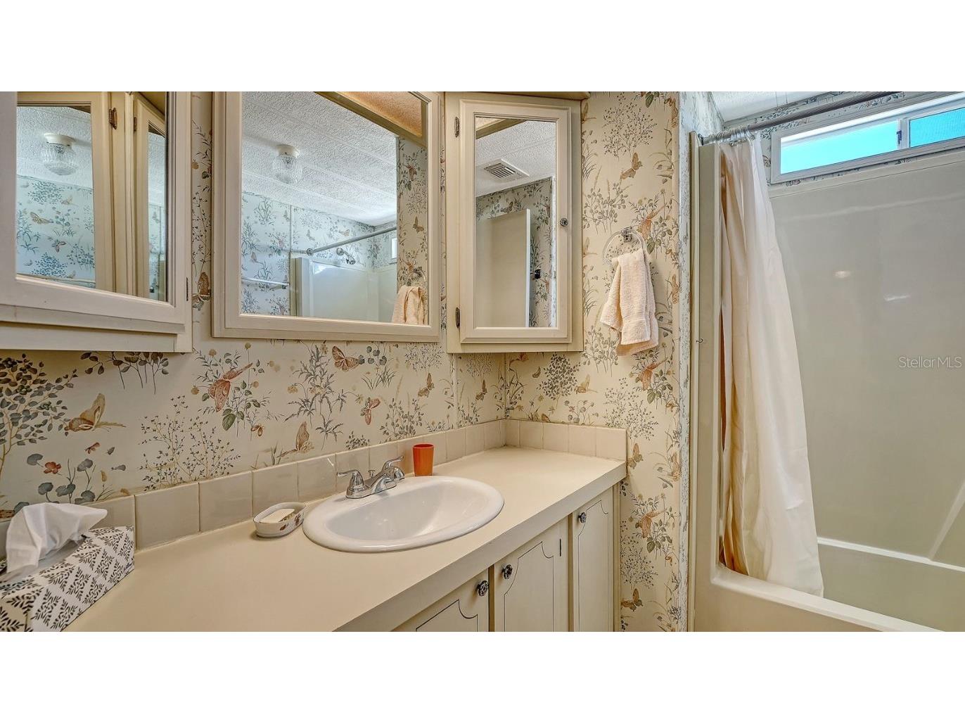 116 Southwinds Drive Sarasota FL 34231 A4672428 image28