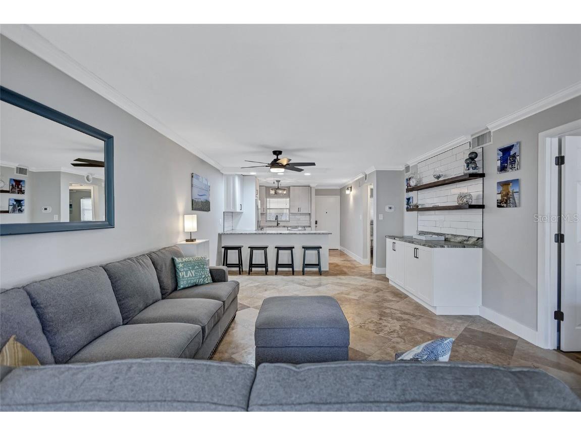 116 Vista Hermosa Circle #106C Sarasota FL 34242 A4661867 image11