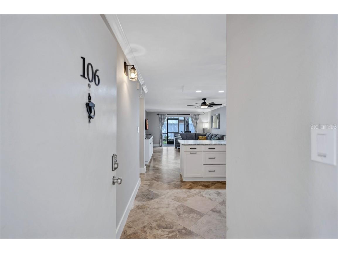 116 Vista Hermosa Circle #106C Sarasota FL 34242 A4661867 image2