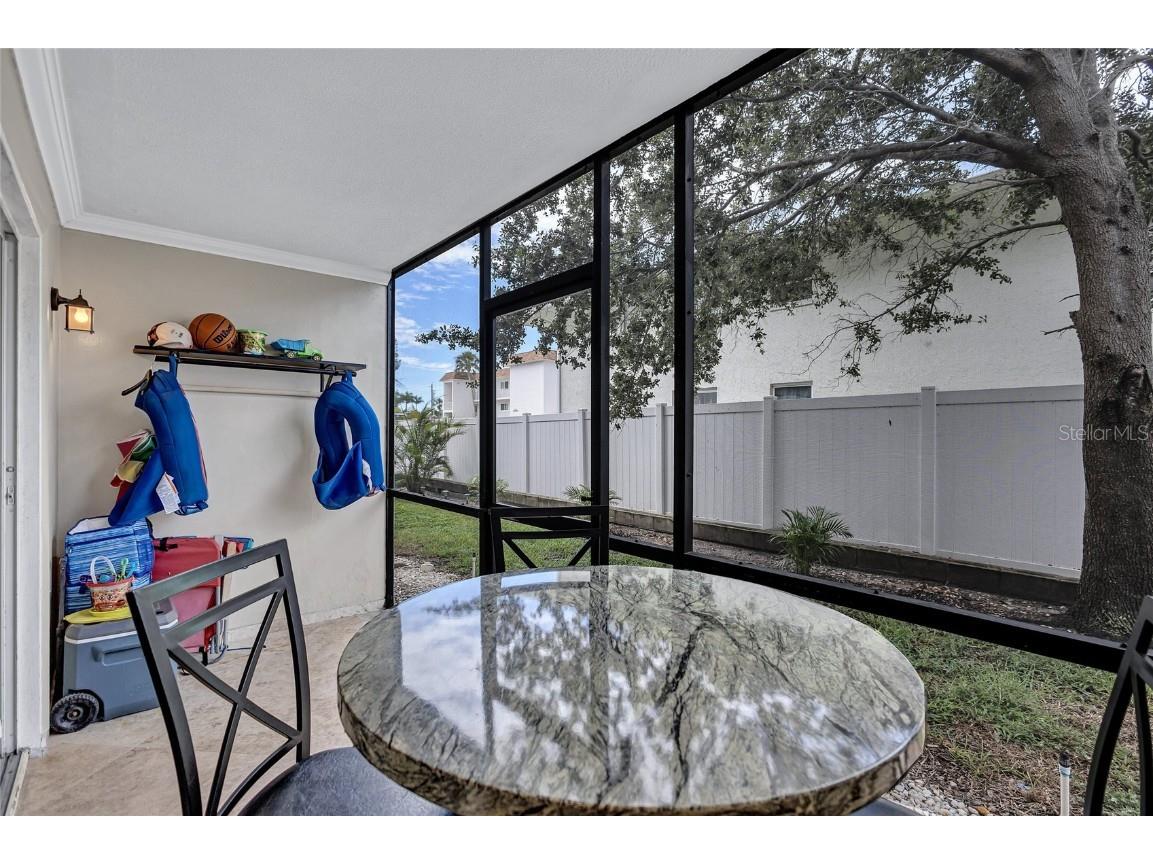 116 Vista Hermosa Circle #106C Sarasota FL 34242 A4661867 image23