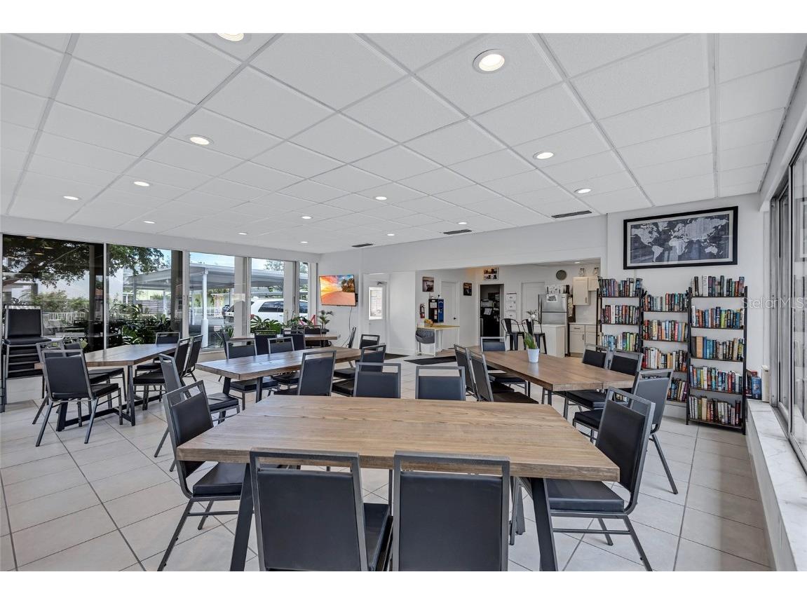 116 Vista Hermosa Circle #106C Sarasota FL 34242 A4661867 image28