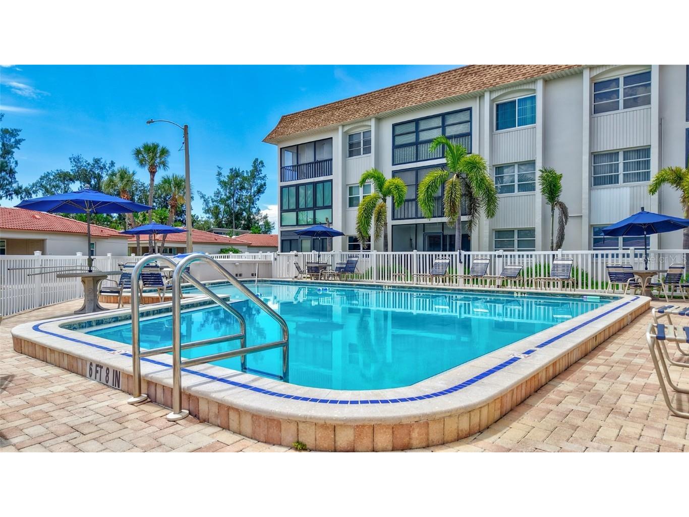 116 Vista Hermosa Circle #106C Sarasota FL 34242 A4661867 image35