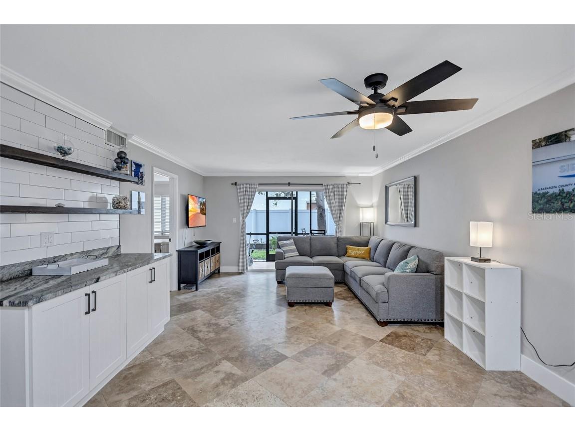 116 Vista Hermosa Circle #106C Sarasota FL 34242 A4661867 image6