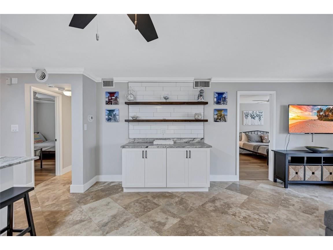 116 Vista Hermosa Circle #106C Sarasota FL 34242 A4661867 image7