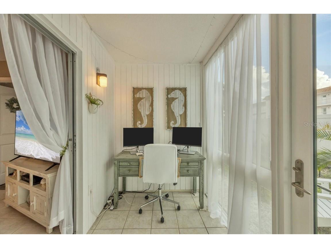 116 Vista Hermosa Circle #108C Sarasota FL 34242 N6140823 image19