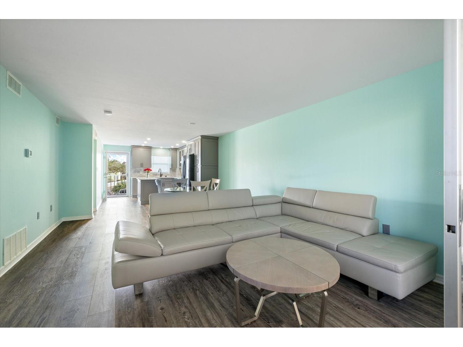 116 Vista Hermosa Circle #204C Sarasota FL 34242 A4693969 image11