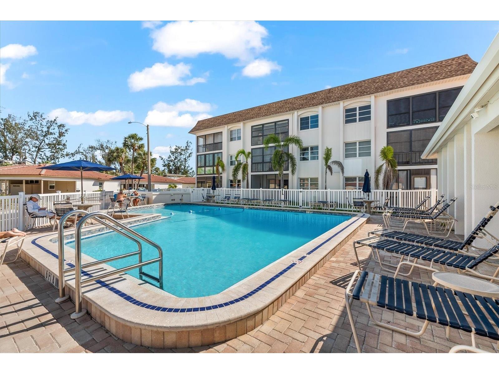 116 Vista Hermosa Circle #204C Sarasota FL 34242 A4693969 image60