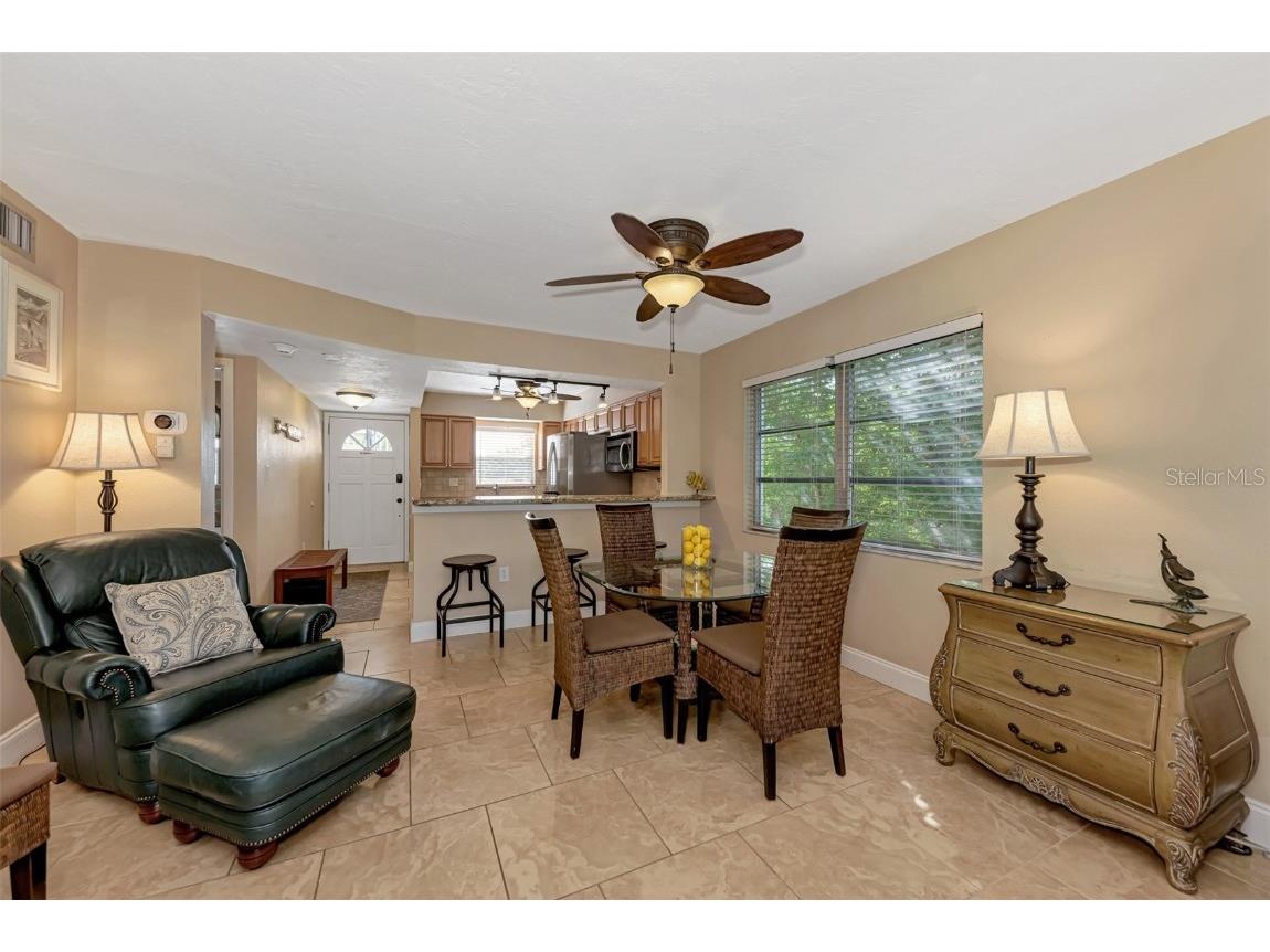 116 Vista Hermosa Circle #210C Sarasota FL 34242 A4578083 image14