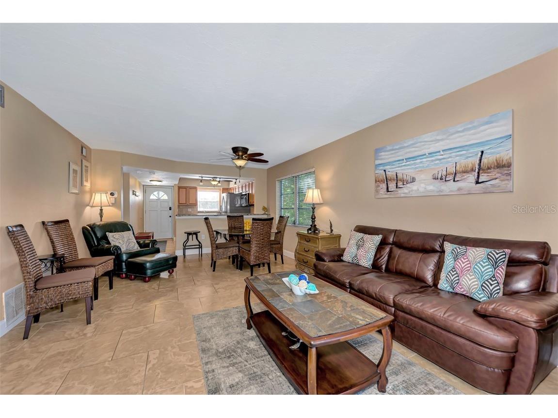 116 Vista Hermosa Circle #210C Sarasota FL 34242 A4578083 image19