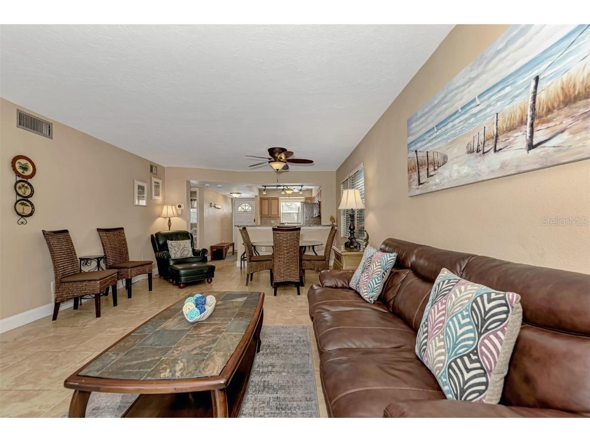 116 Vista Hermosa Circle #210C Sarasota FL 34242 A4578083 image20