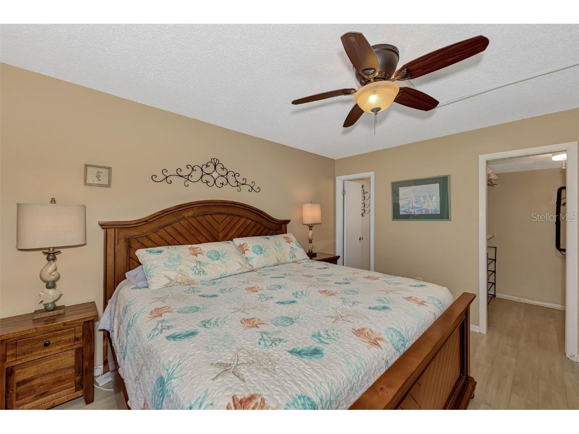 116 Vista Hermosa Circle #210C Sarasota FL 34242 A4578083 image23