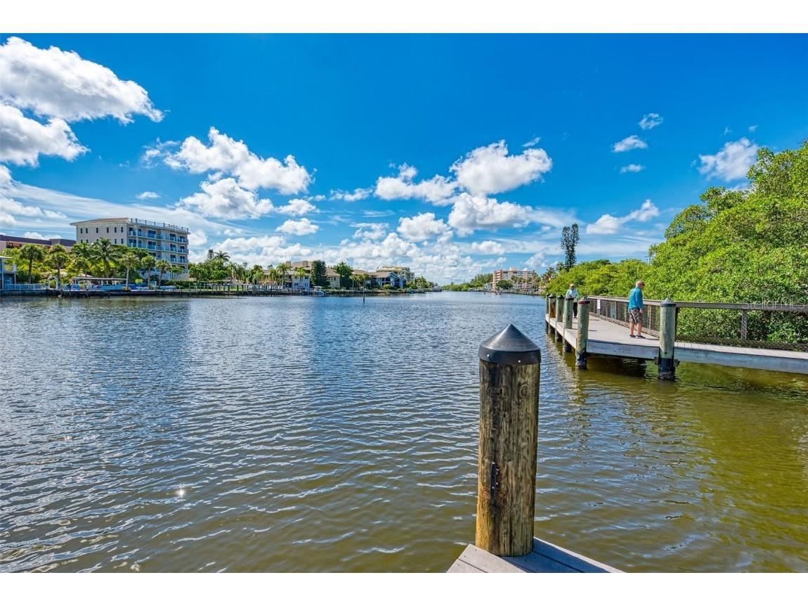 116 Vista Hermosa Circle #210C Sarasota FL 34242 A4578083 image49