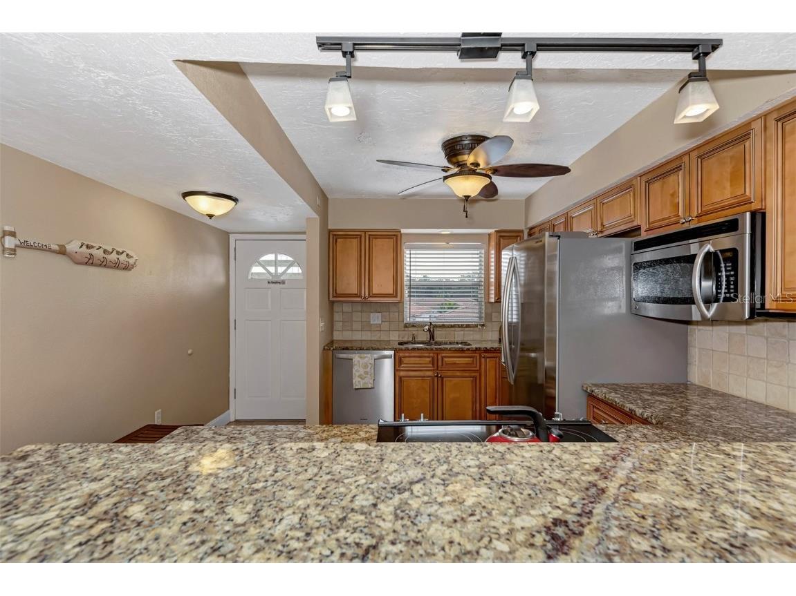 116 Vista Hermosa Circle #210C Sarasota FL 34242 A4578083 image8