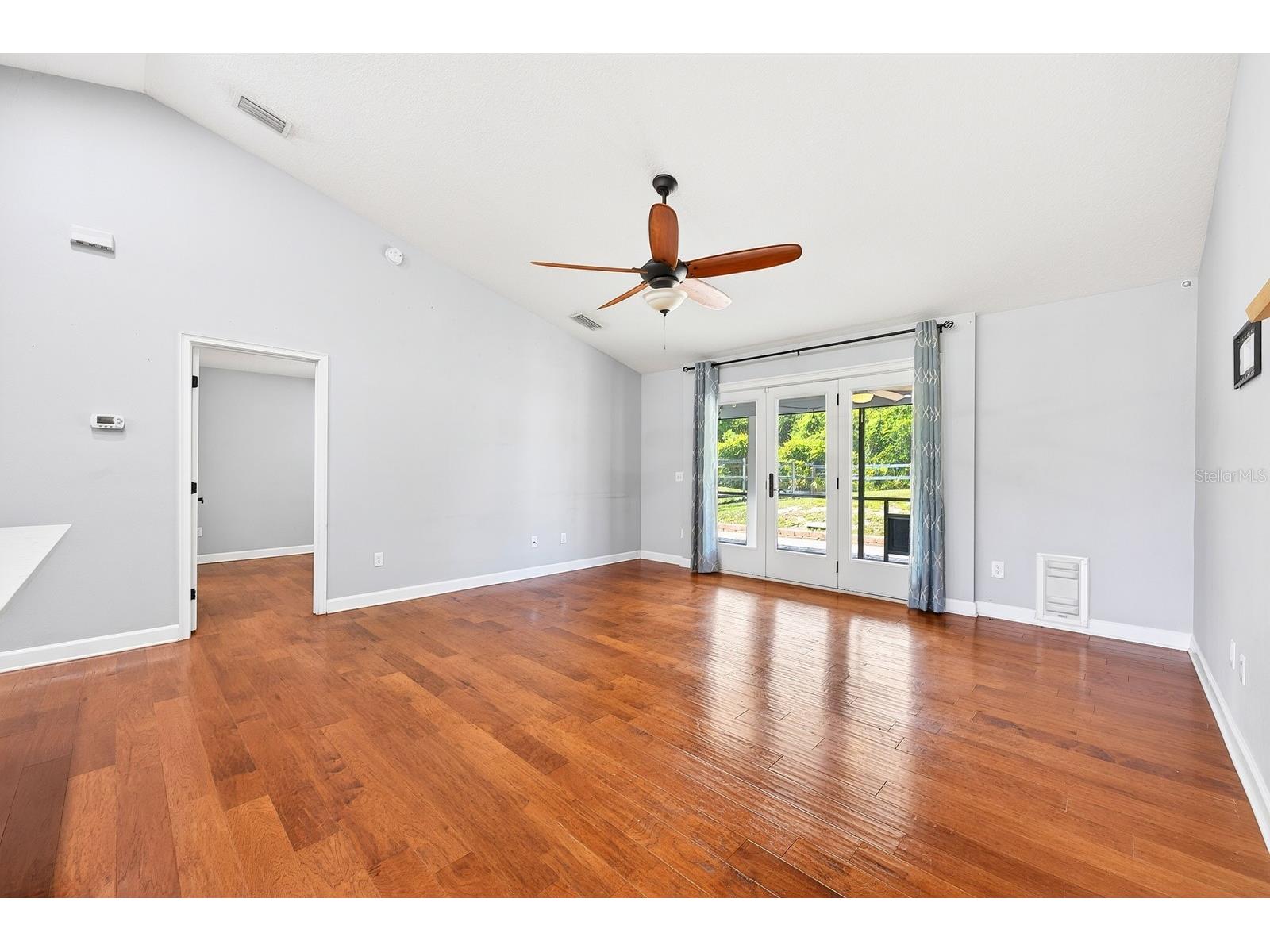 116 W 5th Street Chuluota FL 32766 O6416945 image8