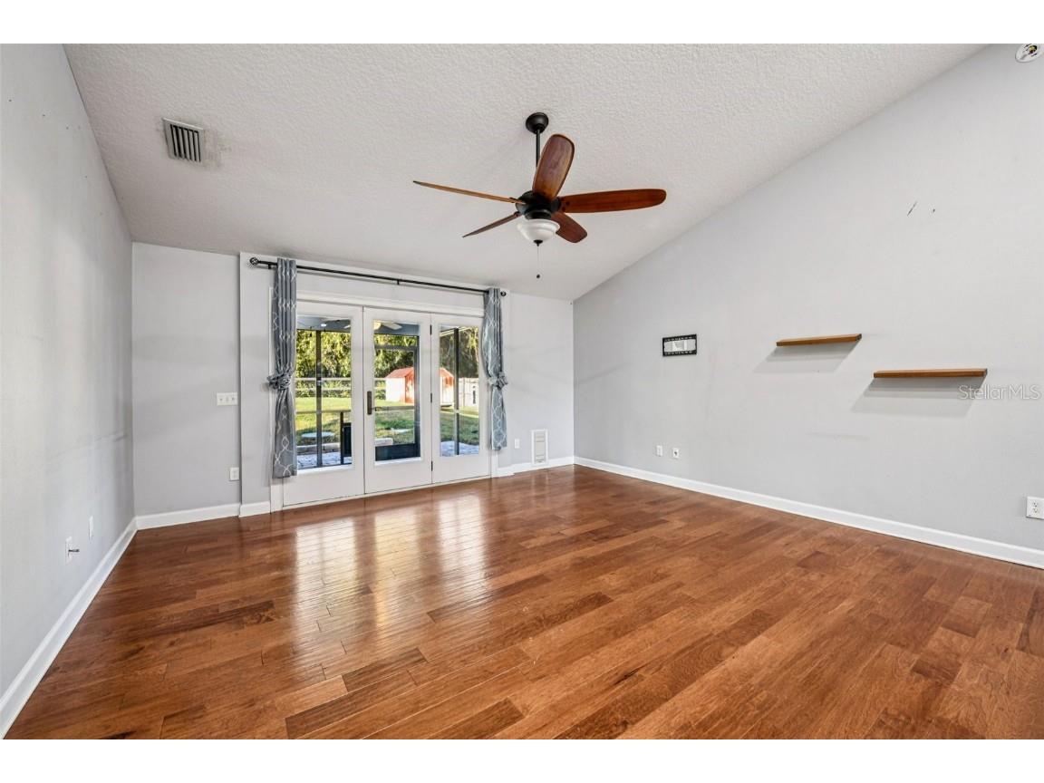 116 W 5th Street Chuluota FL 32766 TB8448254 image17