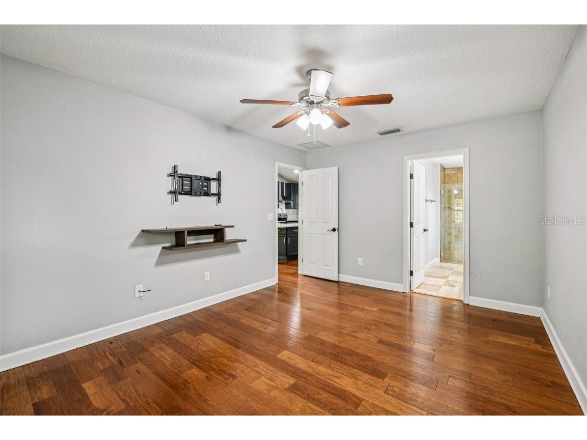 116 W 5th Street Chuluota FL 32766 TB8448254 image22