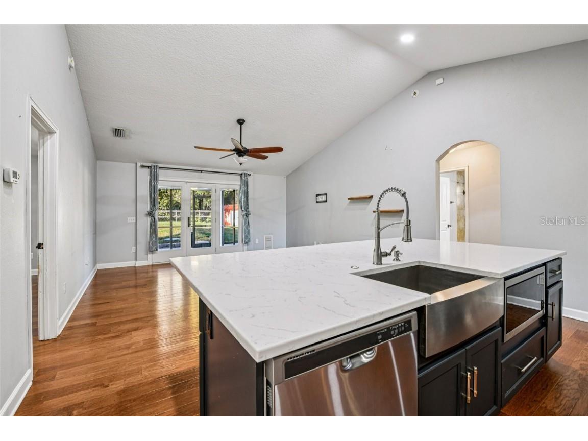 116 W 5th Street Chuluota FL 32766 TB8448254 image9