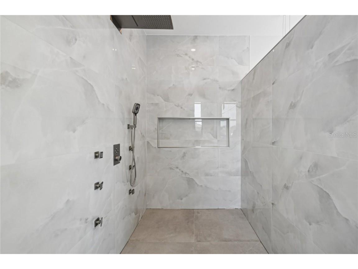 116 Wimbledon Court Redington Shores FL 33708 L4948173 image18