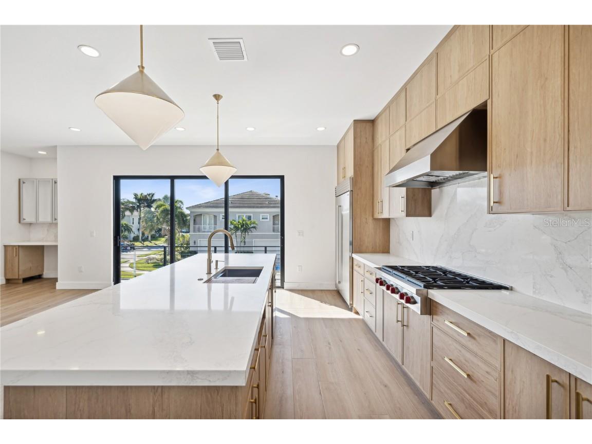 116 Wimbledon Court Redington Shores FL 33708 L4948173 image4