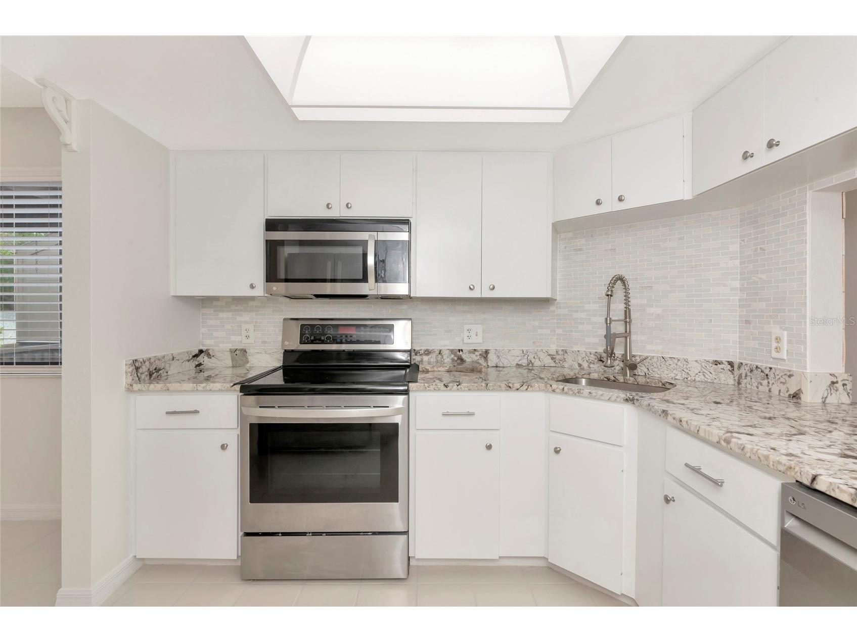 116 Woodland Place #116 Osprey FL 34229 A4696616 image10
