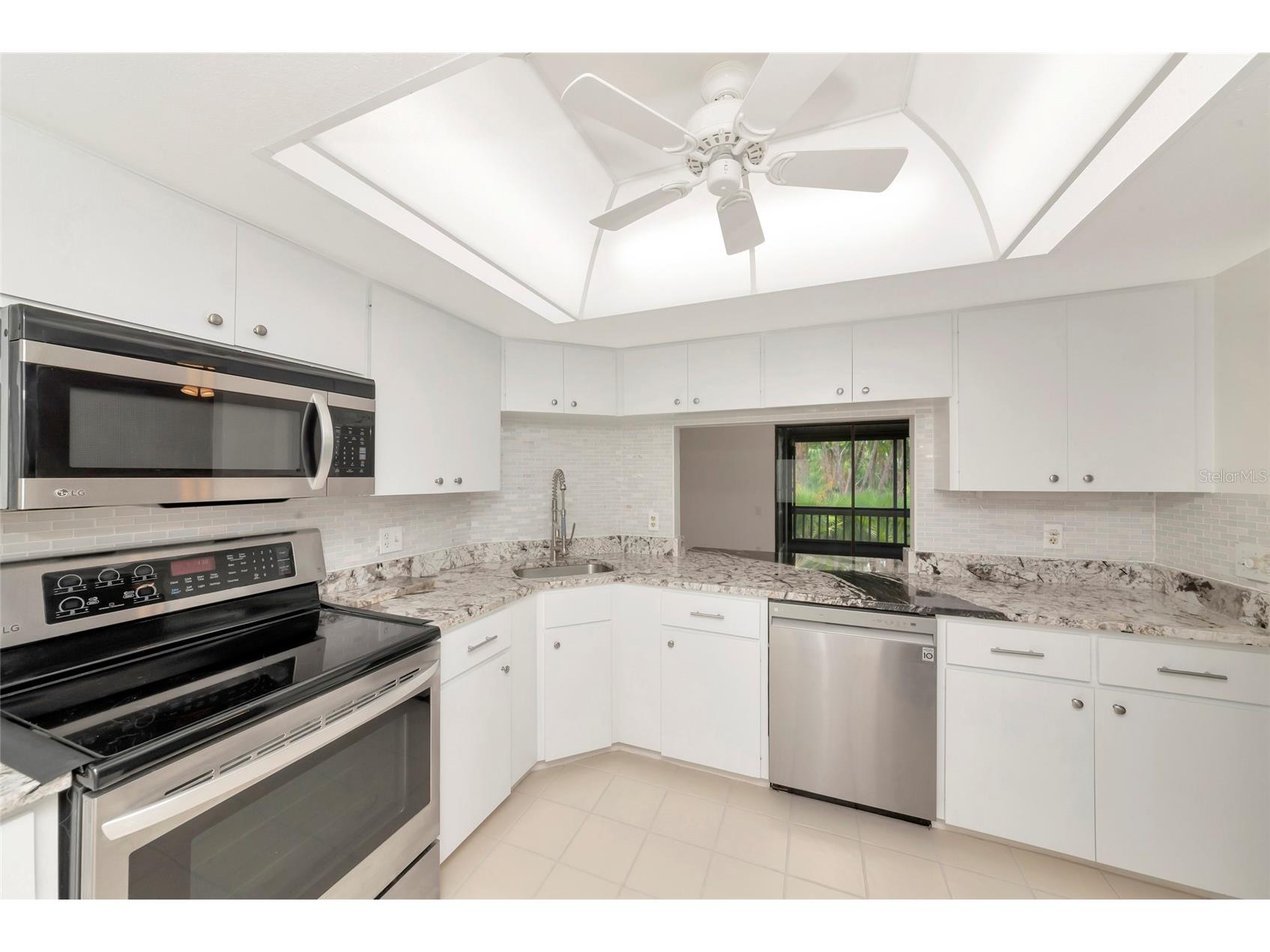 116 Woodland Place #116 Osprey FL 34229 A4696616 image11