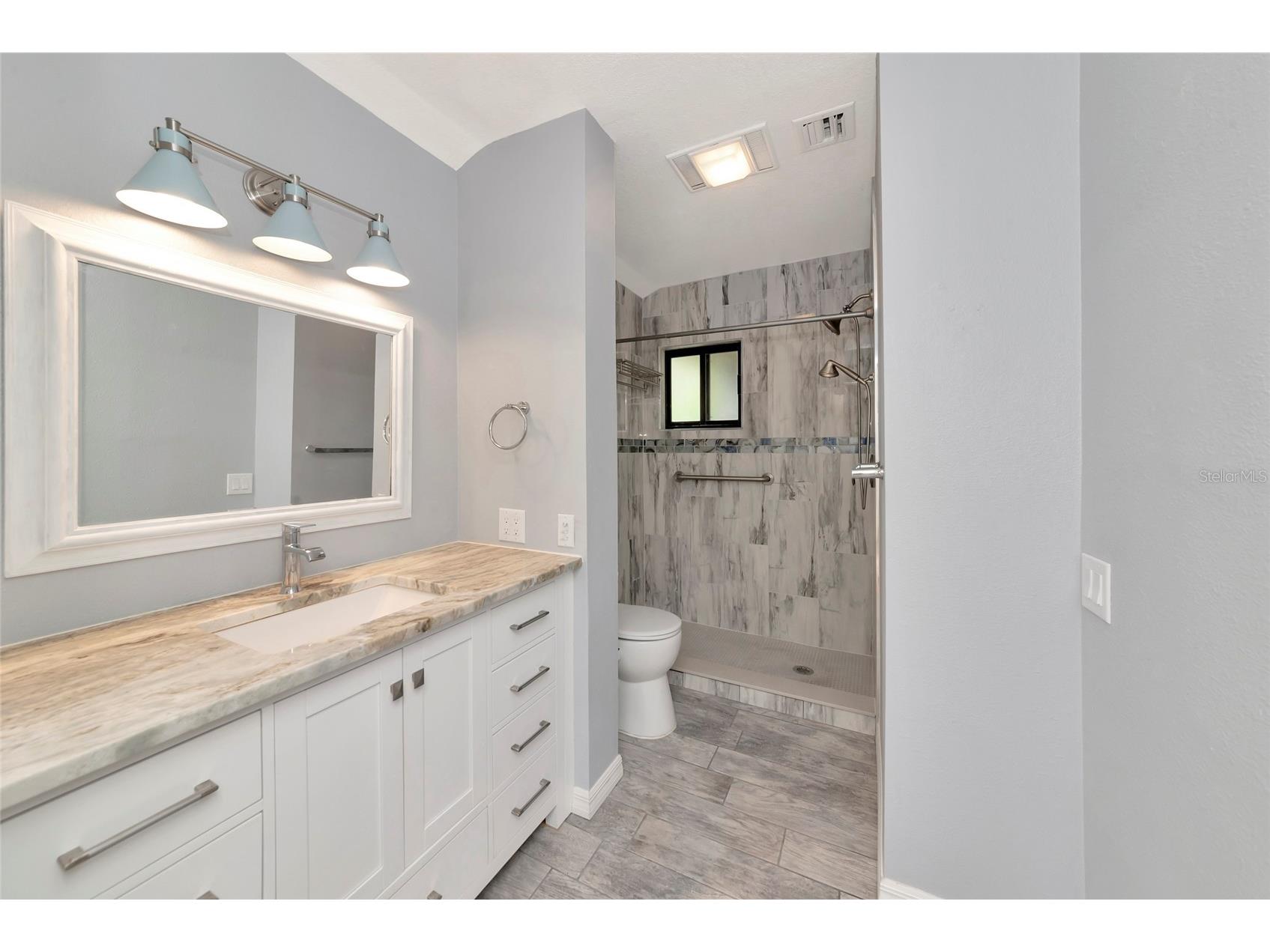 116 Woodland Place #116 Osprey FL 34229 A4696616 image27