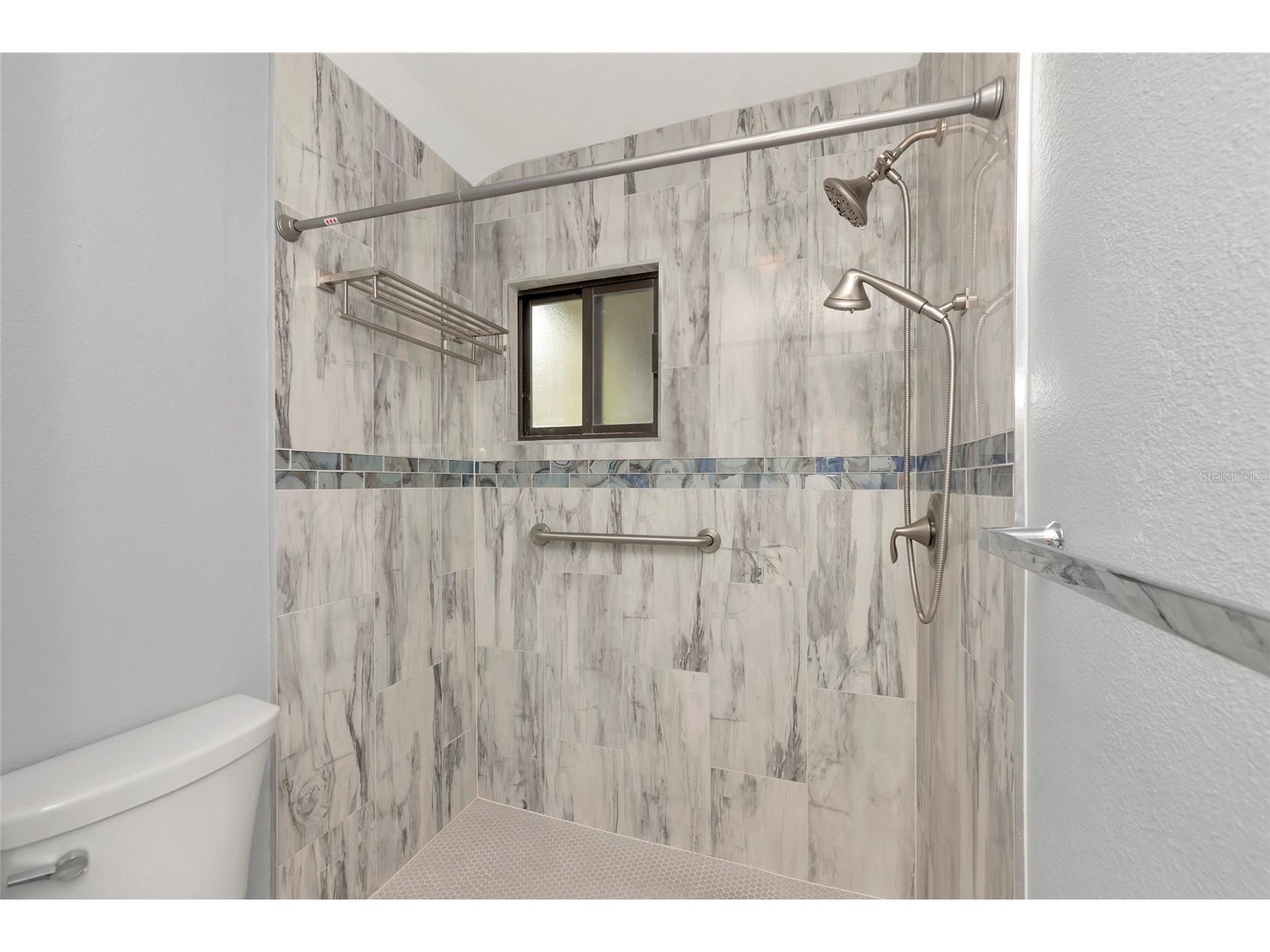 116 Woodland Place #116 Osprey FL 34229 A4696616 image28