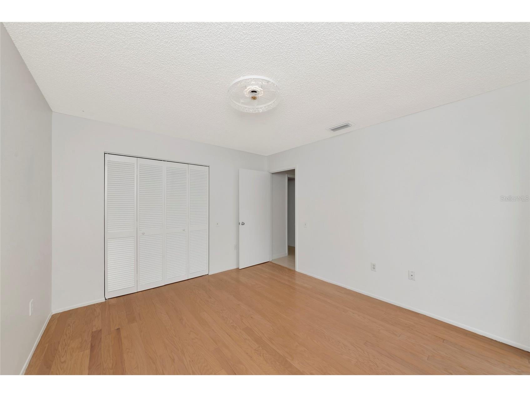 116 Woodland Place #116 Osprey FL 34229 A4696616 image32