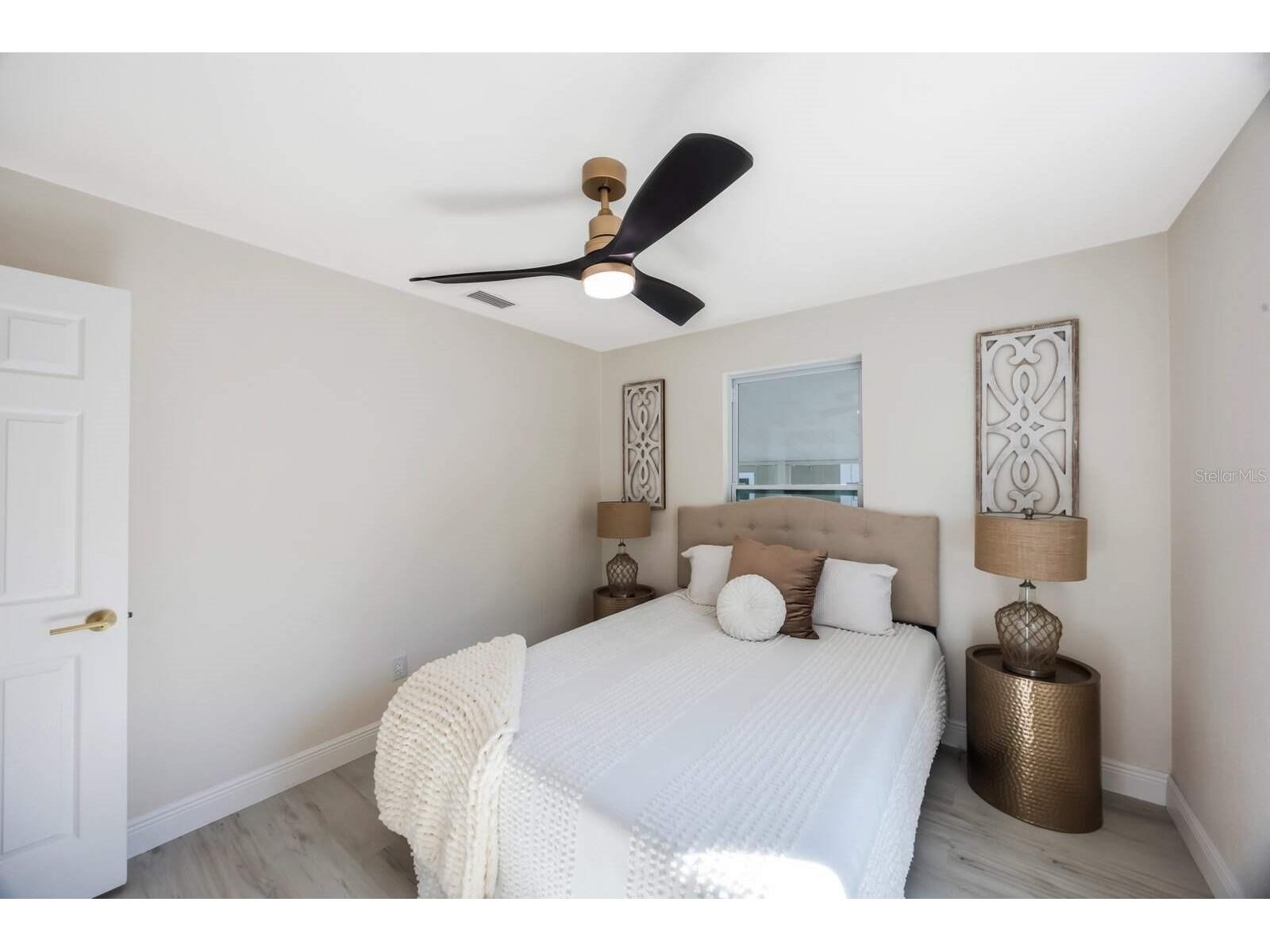 1160 36th Avenue N Saint Petersburg FL 33704 TB8484980 image20