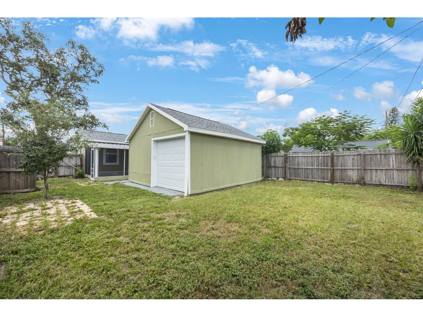 1160 36th Avenue N Saint Petersburg FL 33704 TB8484980 image29