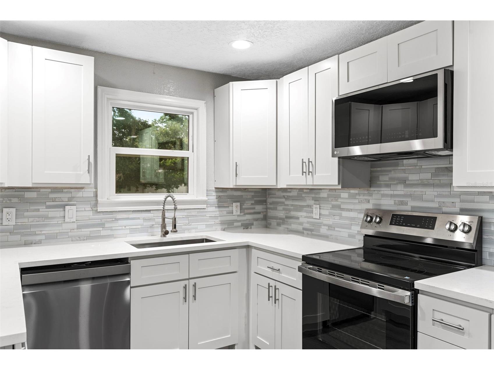 1160 E Edgewood Drive Lakeland FL 33803 TB8477647 image5