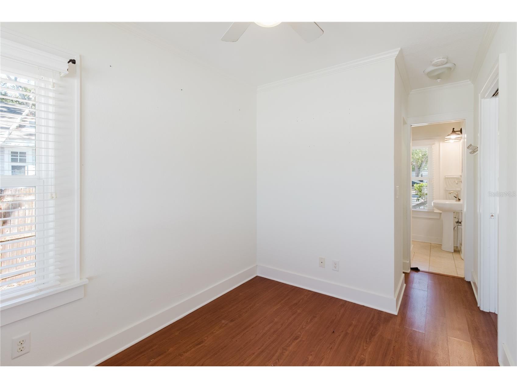 1160 Grove Street Clearwater FL 33755 TB8485137 image8