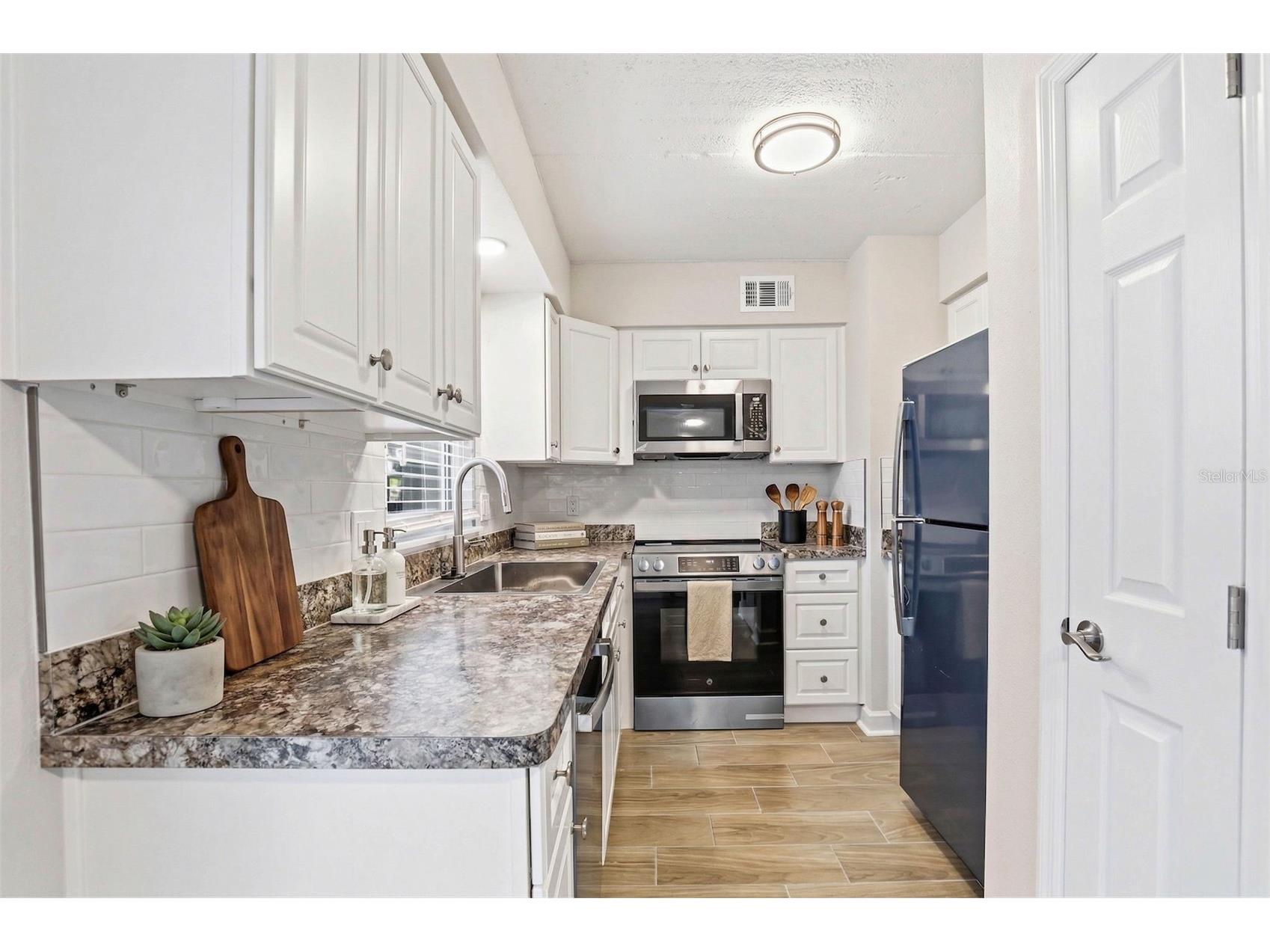 1160 Rue Des Rois #1B South Pasadena FL 33707 TB8494800 image9