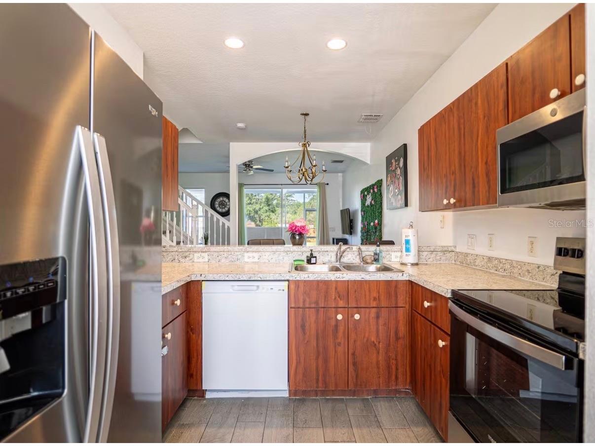 1160 S Beach Circle Kissimmee FL 34746 O6392680 image2