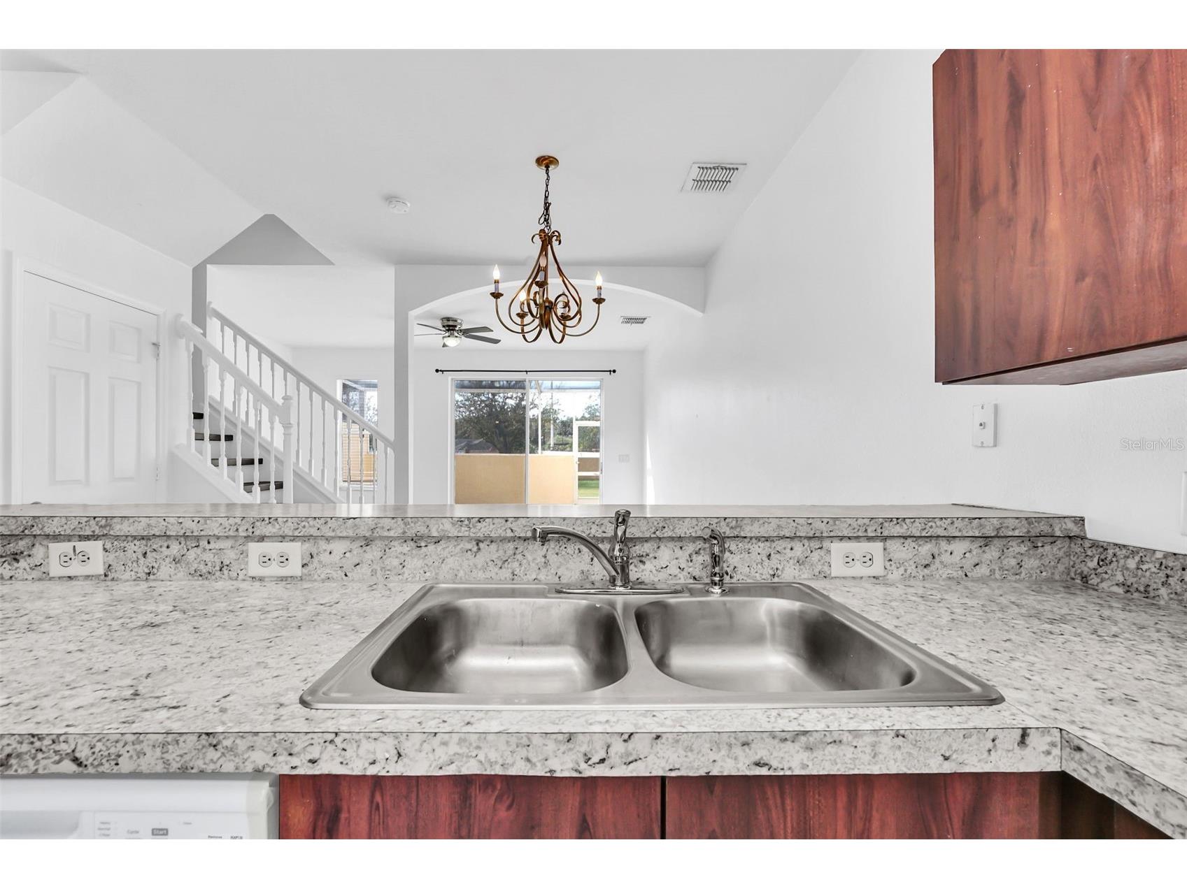 1160 S Beach Circle Kissimmee FL 34746 O6392680 image3