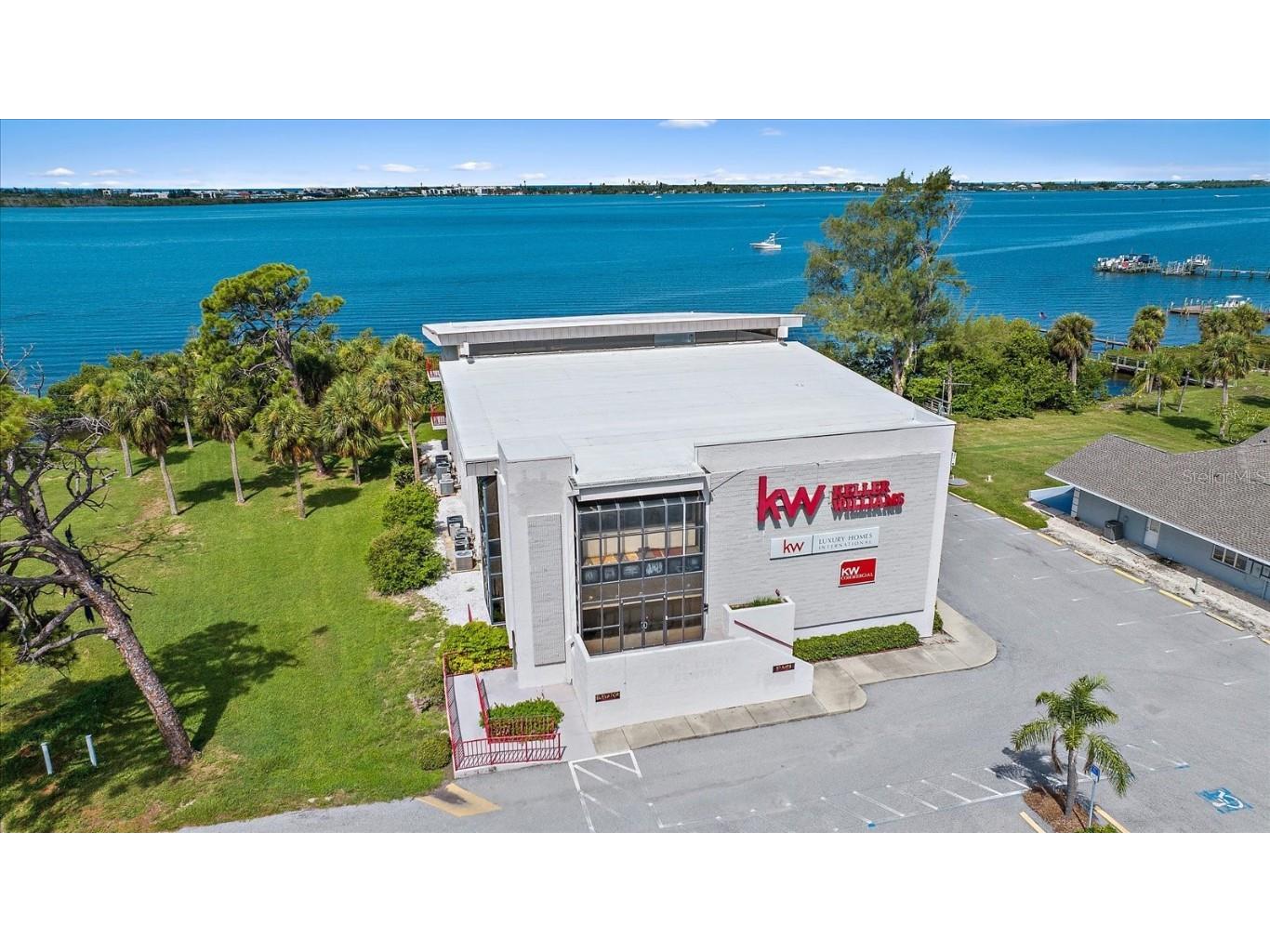 1160 S Mccall Road Englewood FL 34223 A4605103 image1