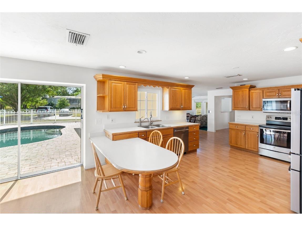 1160 Wagon Wheel Drive Sarasota FL 34240 A4673997 image16