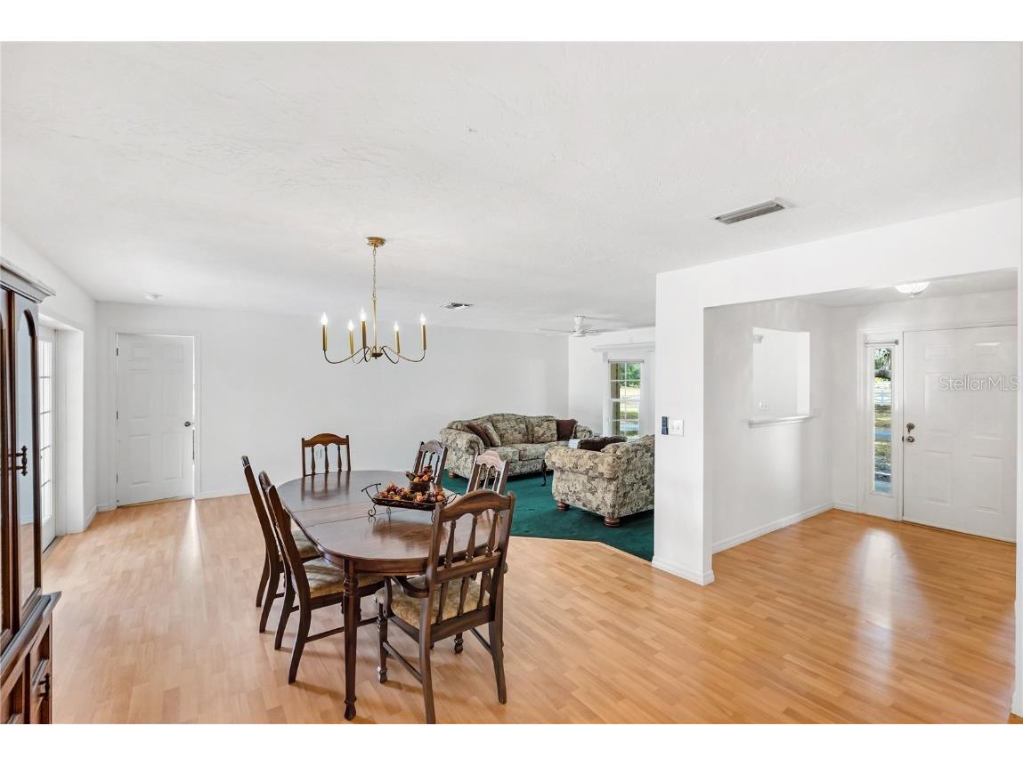 1160 Wagon Wheel Drive Sarasota FL 34240 A4673997 image18