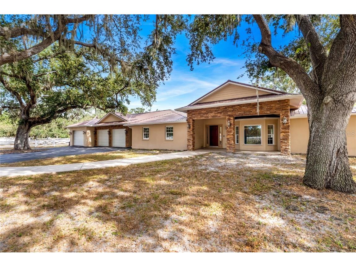 1160 Wagon Wheel Drive Sarasota FL 34240 A4673997 image2