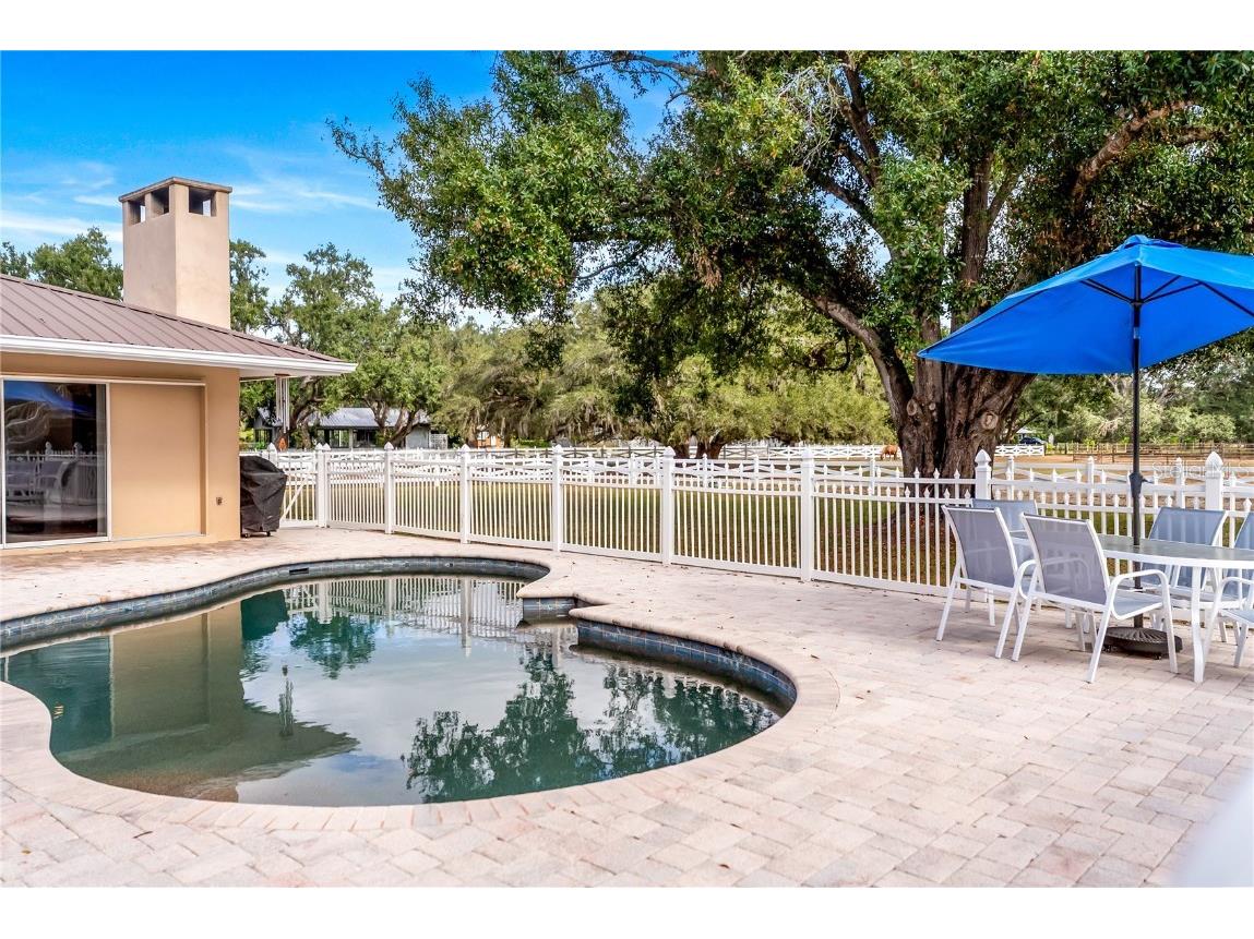 1160 Wagon Wheel Drive Sarasota FL 34240 A4673997 image29