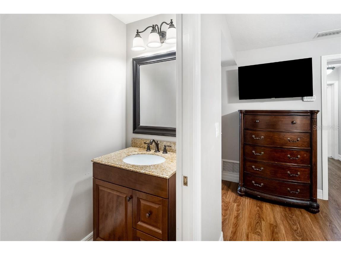 1160 Wagon Wheel Drive Sarasota FL 34240 A4673997 image38