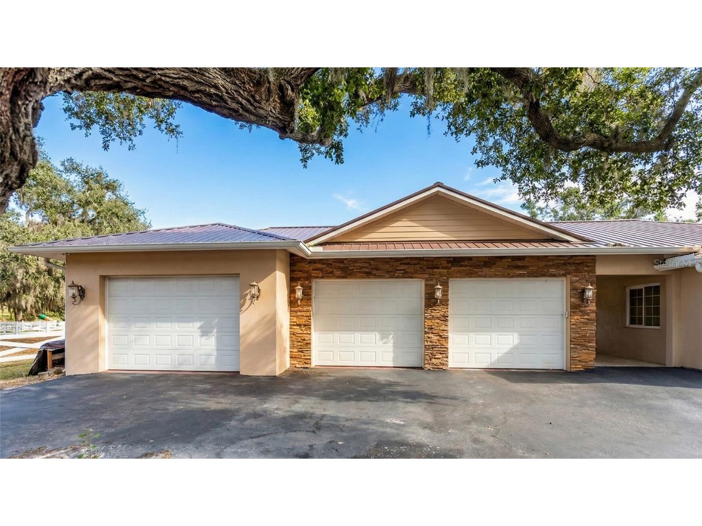 1160 Wagon Wheel Drive Sarasota FL 34240 A4673997 image4