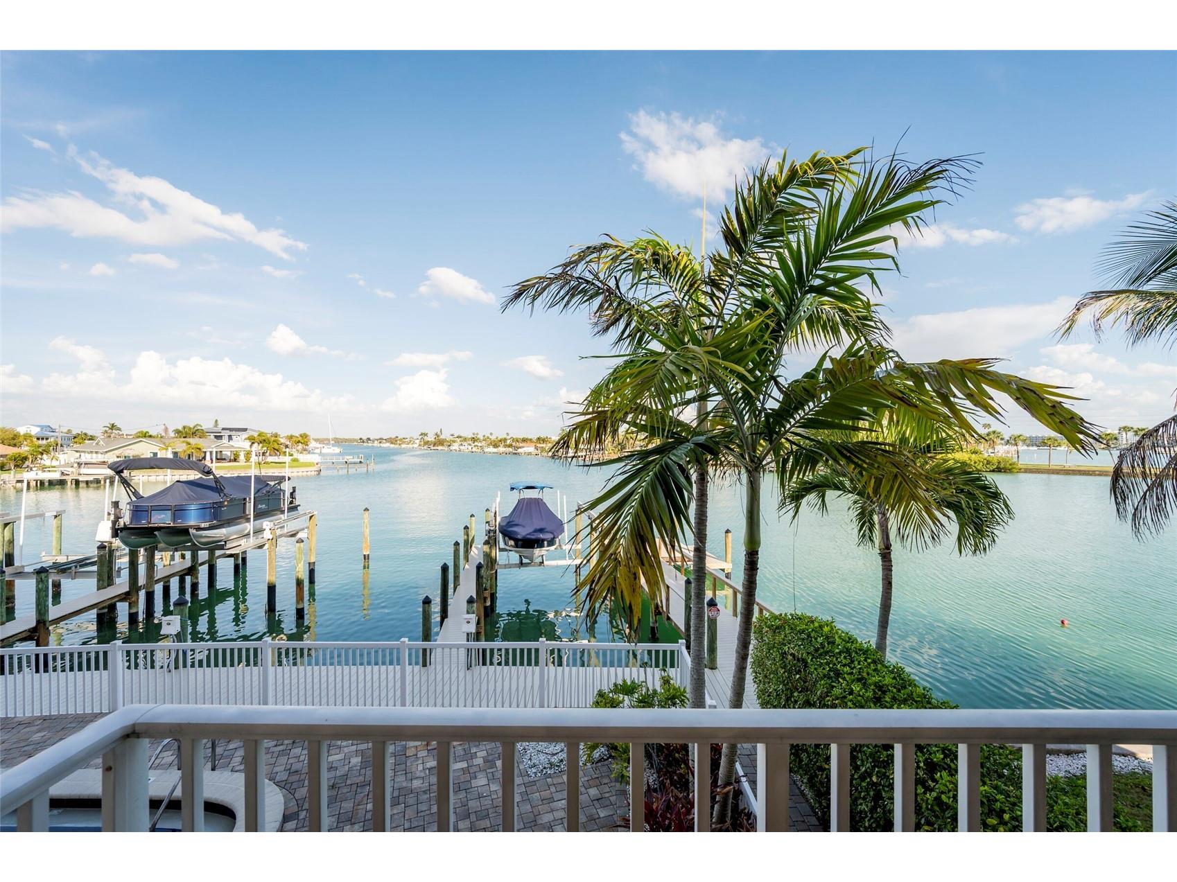 11605 3rd Street E #207 Treasure Island FL 33706 TB8473617 image18
