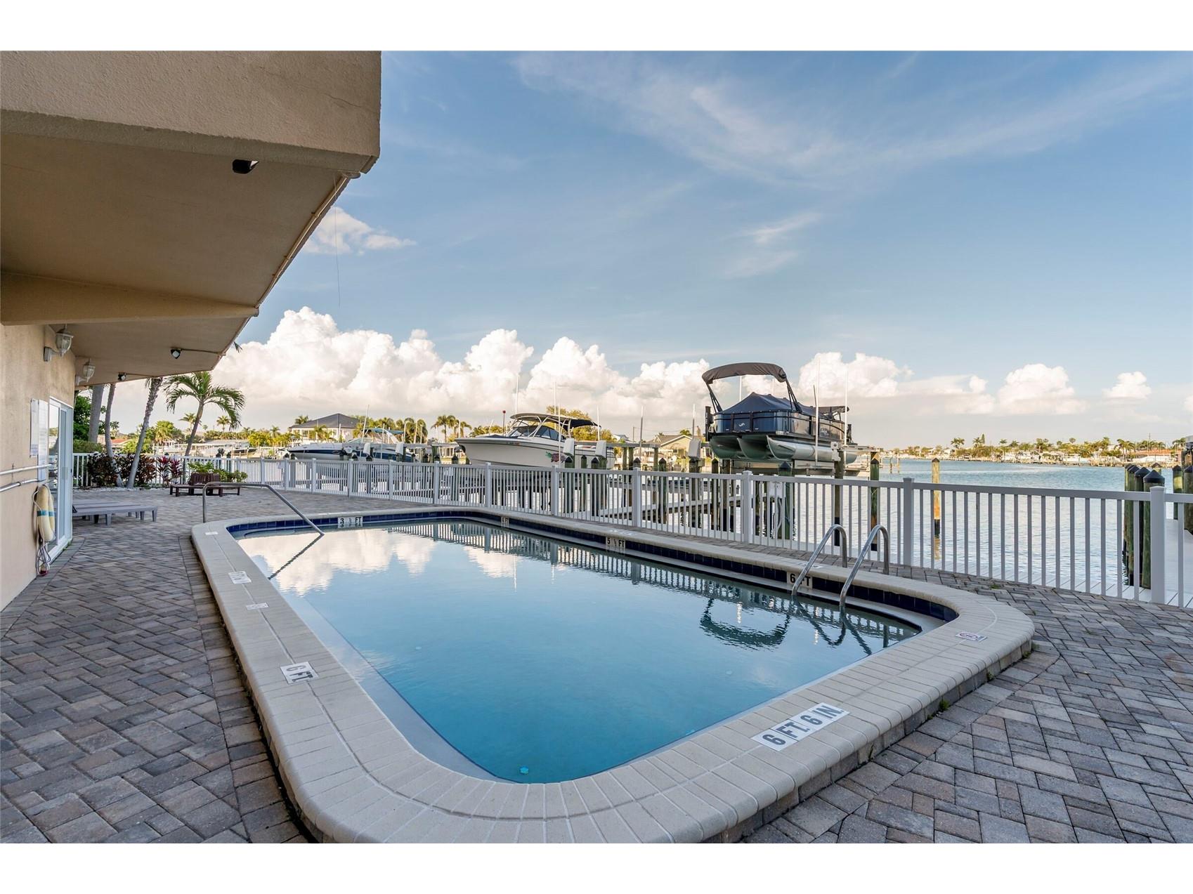 11605 3rd Street E #207 Treasure Island FL 33706 TB8473617 image22