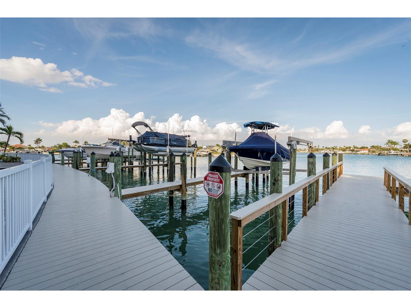 11605 3rd Street E #207 Treasure Island FL 33706 TB8473617 image25