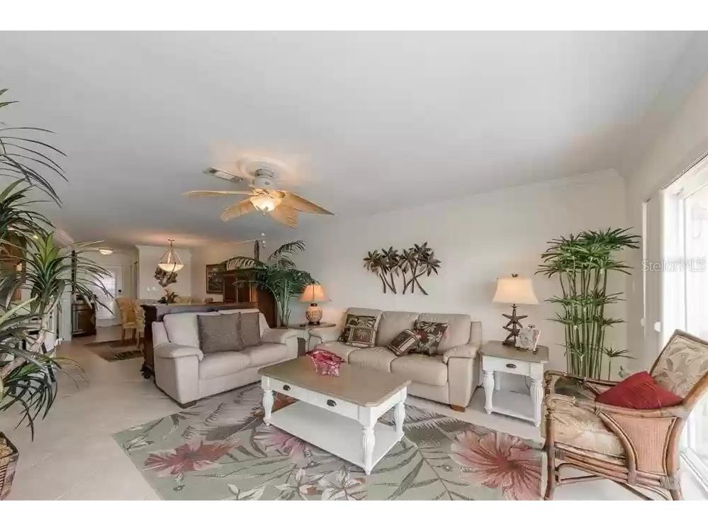 11605 3rd Street E #305 Treasure Island FL 33706 - ICW-BOCA CIEGA BAY TB8455217 image4