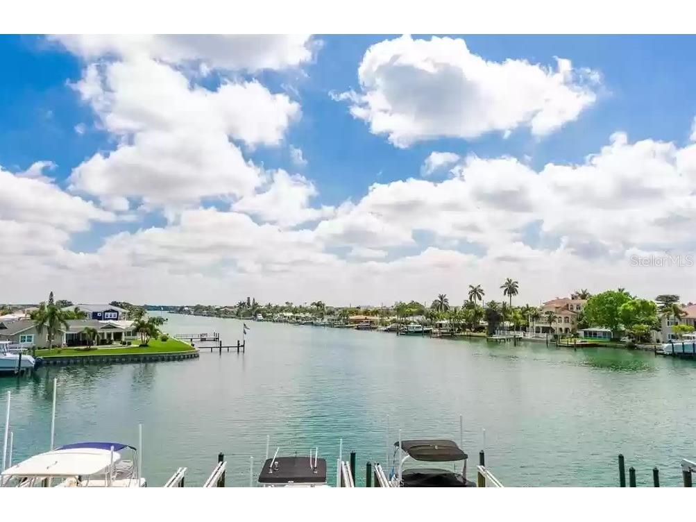 11605 3rd Street E #305 Treasure Island FL 33706 - ICW-BOCA CIEGA BAY U8177921 image3