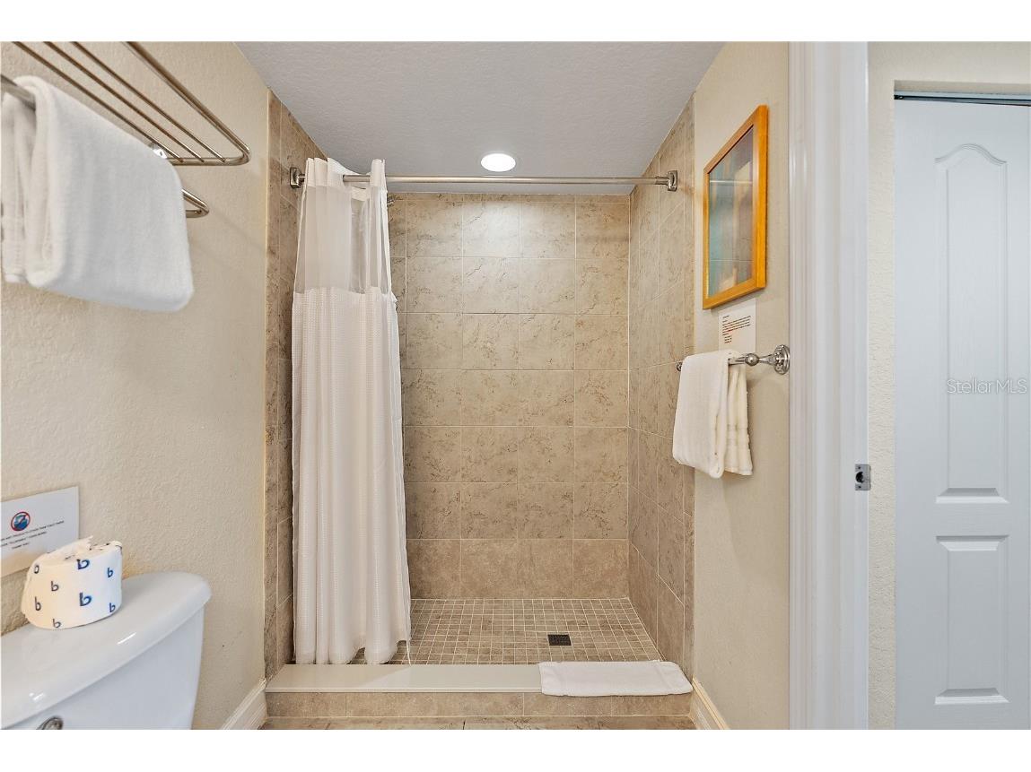 11605 Gulf Boulevard #203 Treasure Island FL 33706 TB8372162 image17