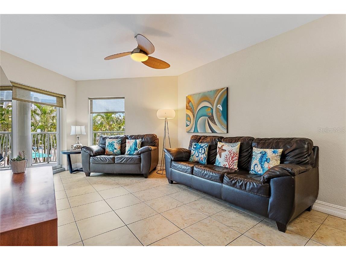 11605 Gulf Boulevard #203 Treasure Island FL 33706 TB8372162 image4